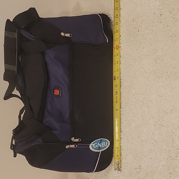 Duffle bag - Picture 3 of 7